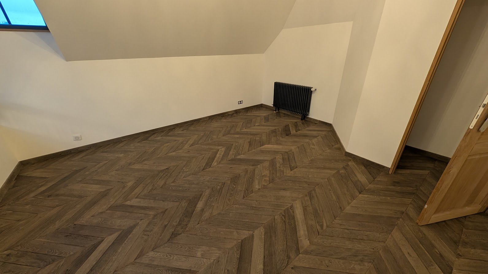 Parquet chêne massif pose en pointe de Hongrie